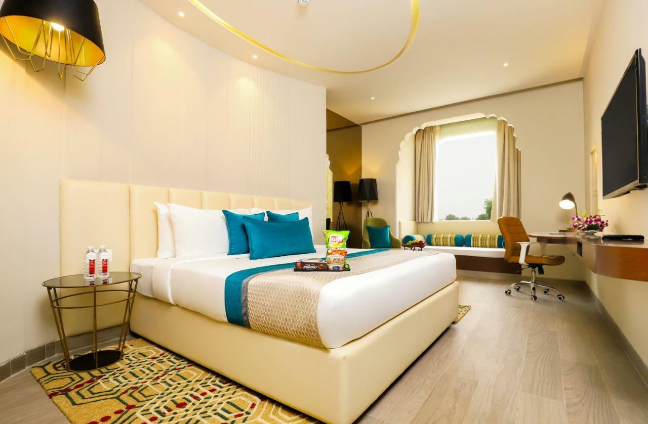 Zone Palace By The Park Resort 4*